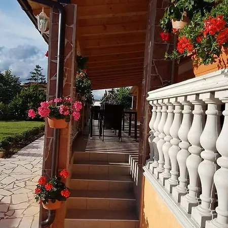 Bed & Breakfast Nikolina