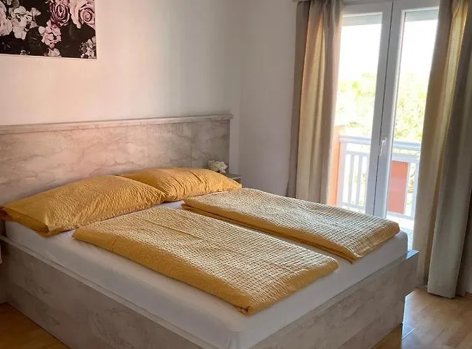 Nikolina krevet i doručak Medulin