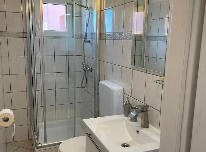 Nikolina Bed & Breakfast 3*