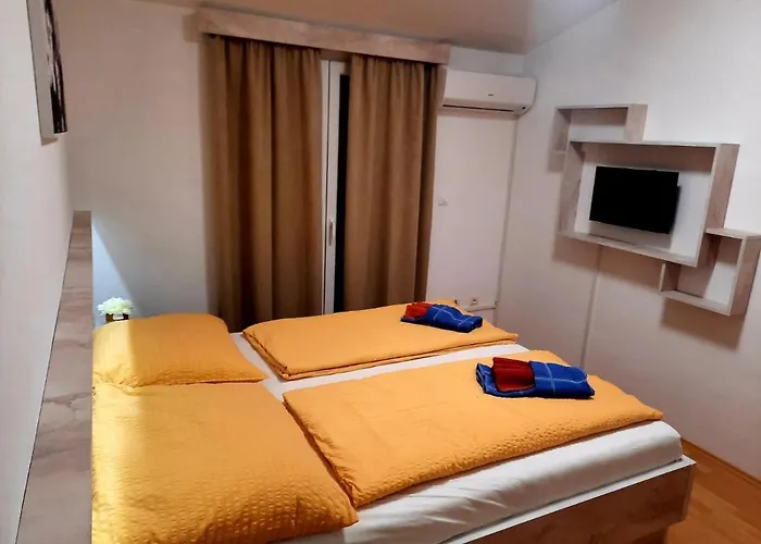 krevet i doručak Nikolina 3*